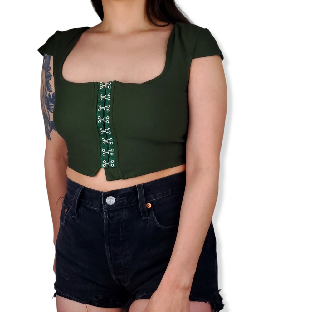 Pacsun hooked crop top